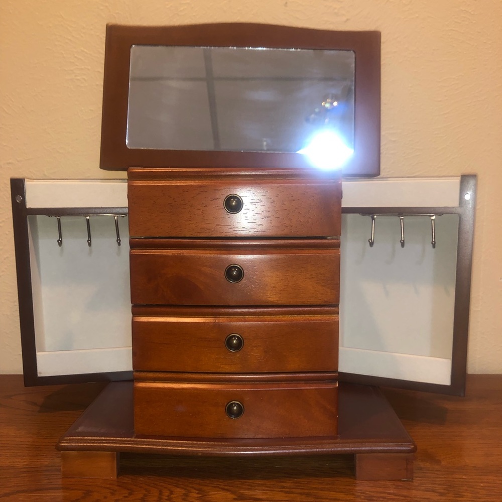 wooden jewelry box